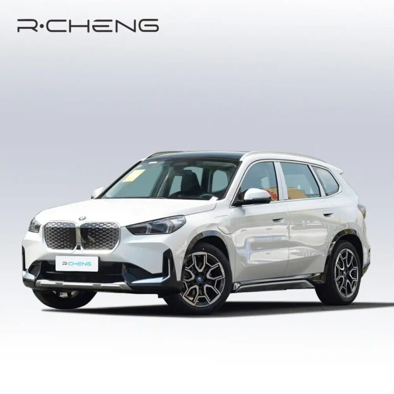 Pure Electric BMW iX1 SUV Dual Motor AWD xDrive 30L M Vsersion 5.7s 0-100km/h Accleration Time BMW iX1 EV